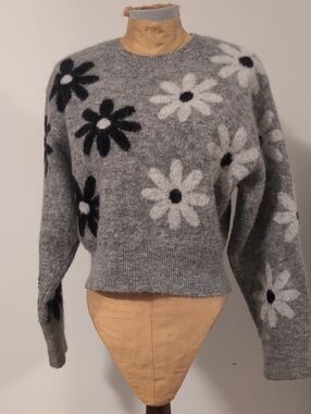 Sandro Gray Crewneck Sweater with Black & White Daisy Motif